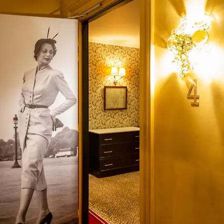 Hotel West-end 4*