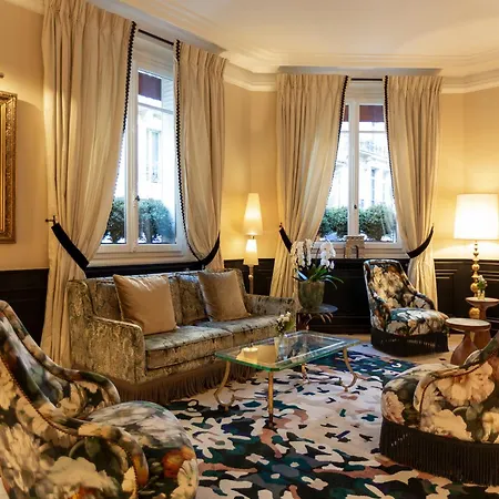 West-end 4*