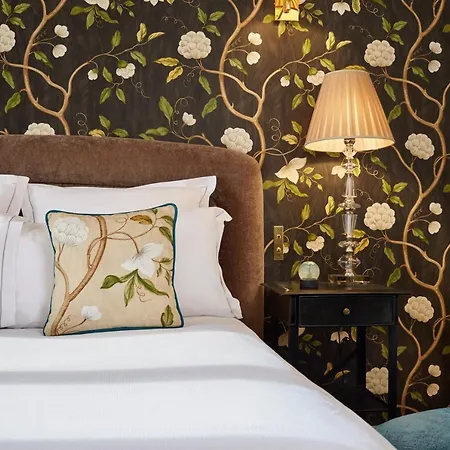 Hotel West-end 4*