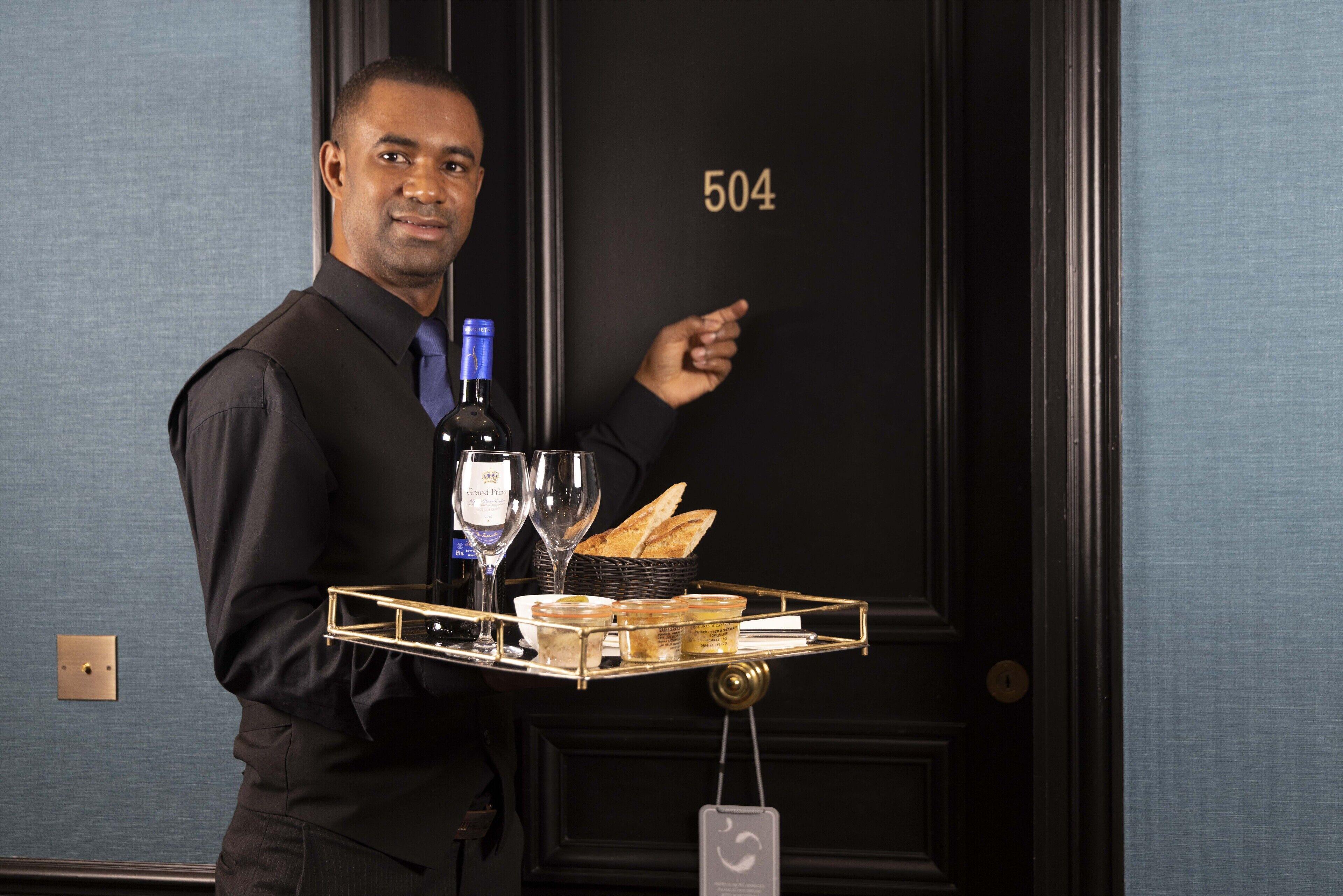 West-end Hotel Paris